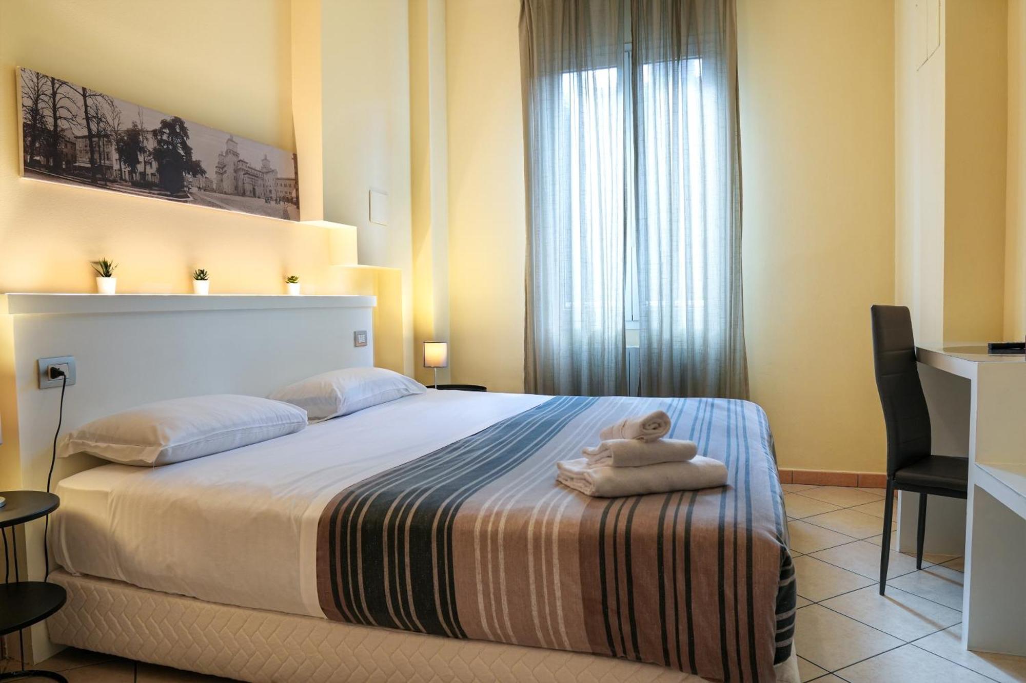 Smart Hotel Ferrara Exterior photo