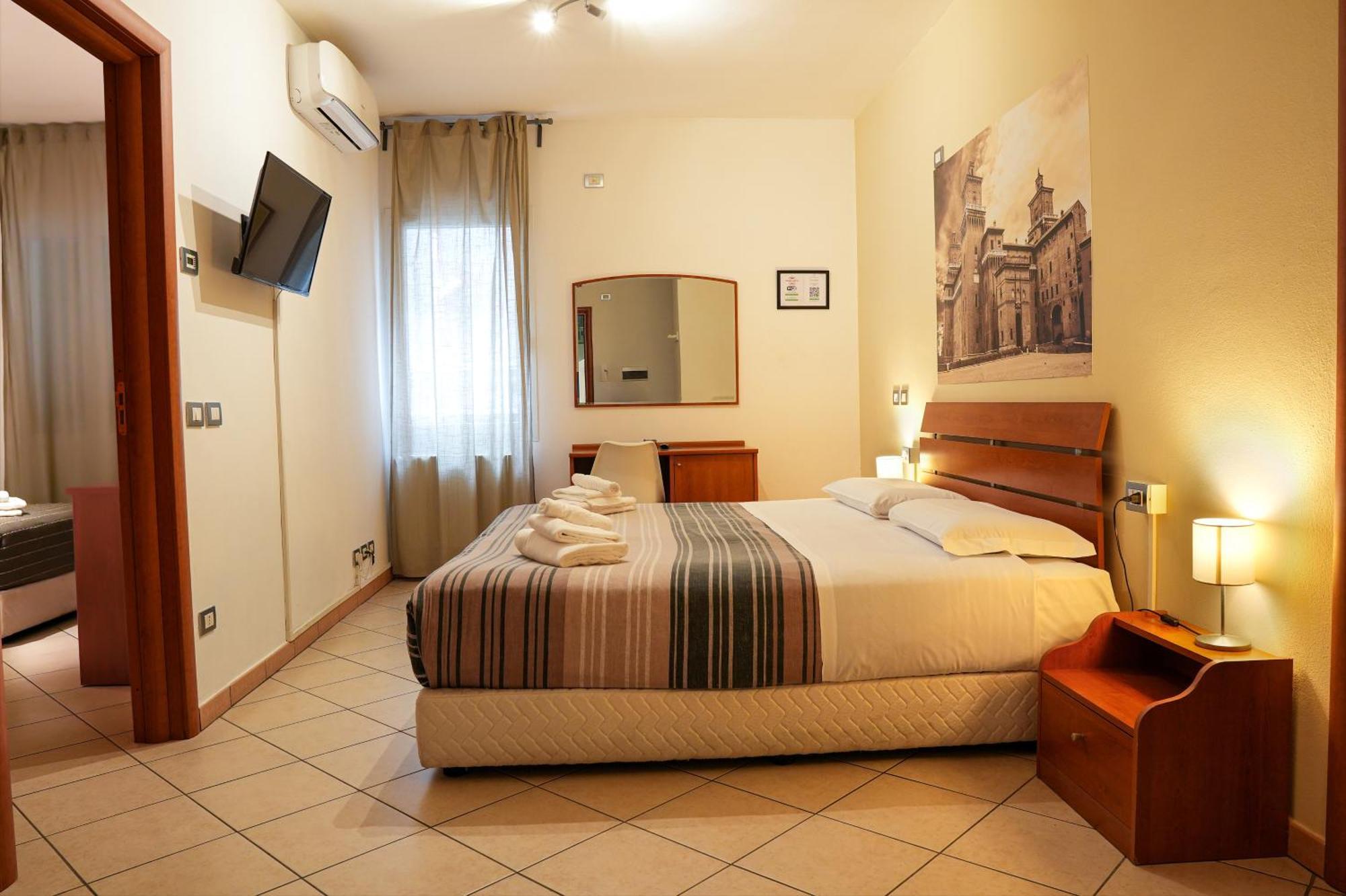 Smart Hotel Ferrara Exterior photo