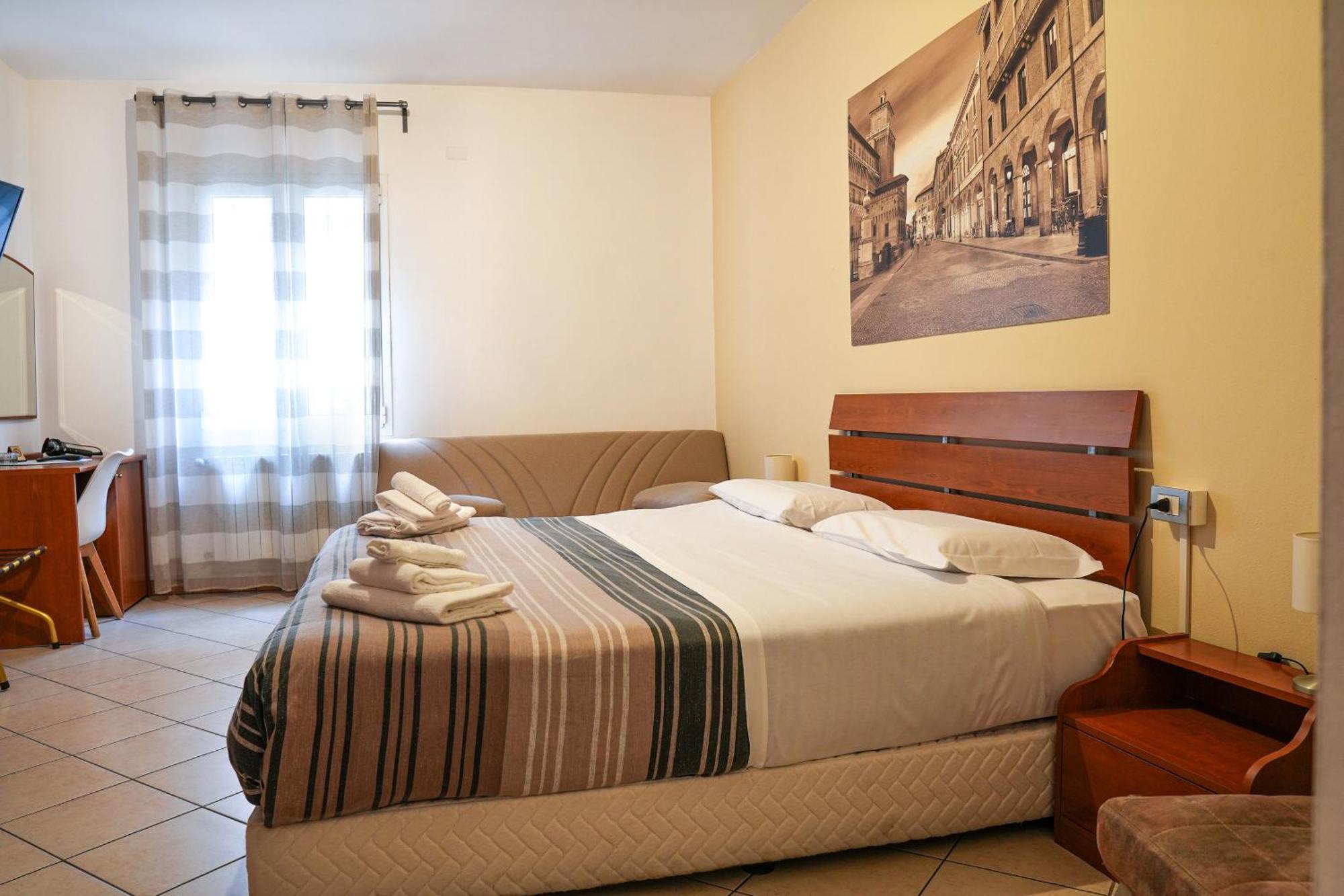Smart Hotel Ferrara Exterior photo