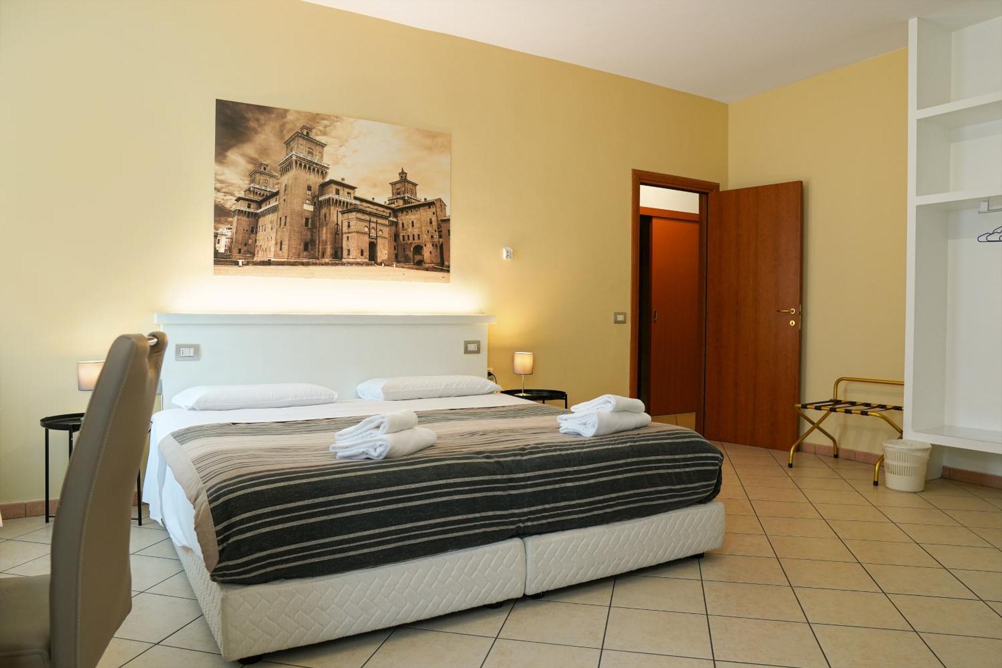 Smart Hotel Ferrara Exterior photo