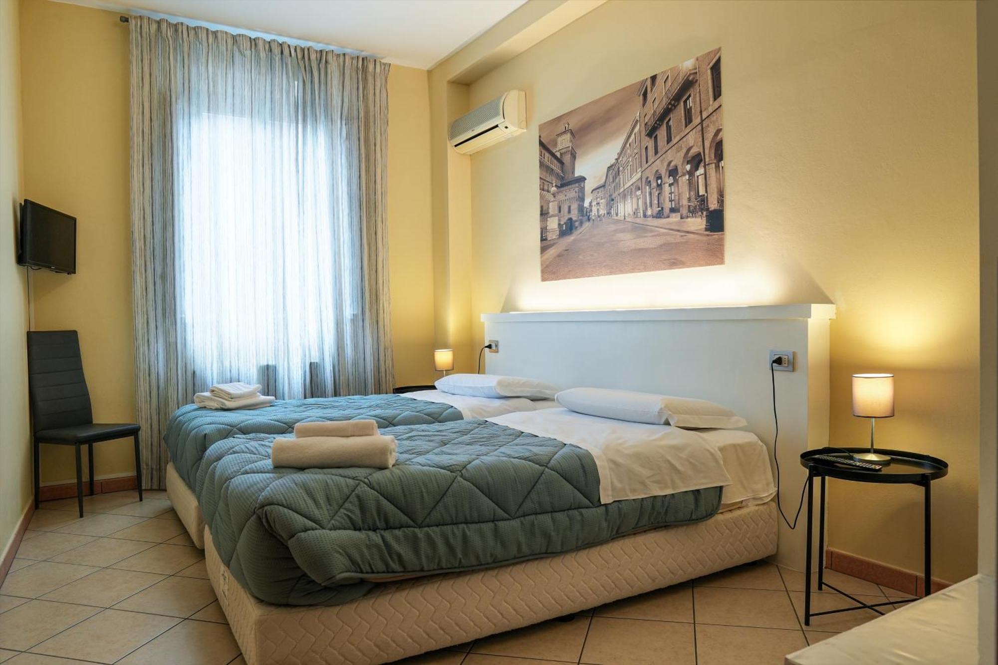 Smart Hotel Ferrara Exterior photo